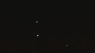 Watch UFO Sighting With Multiple Glowing Lights  in New Delhi, India - FindingUFO