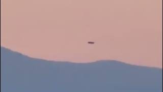 Watch Huge Cigar Shaped UFO Sighted Flying Over Iztaccíhuatl And Popocatépetl Volcanoes In Mexico