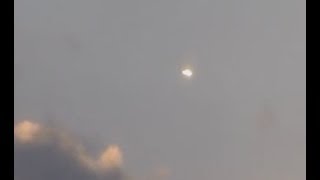 Watch UFO Captured Moving Between Clouds Over Thornton, Colorado. April 13, 2019