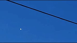 Watch Pulsating Cube Shaped UFO Sighted On Glenstone Ave In Springfield, Missouri. October 18, 2021