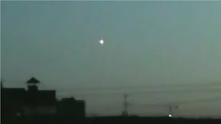 Watch UFO Sighting with Sparkling Light in Moscow, Russia - FindingUFO