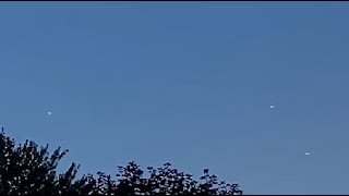 Watch Three Pill Shaped UFOs Sigthed Over Durham, Connecticut. June 29, 2022