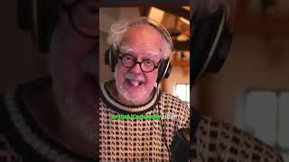 Watch Citizens Should Lead UFO Research, Not Rely on Gov't 