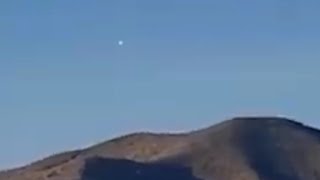 Watch Strange Bright UFO Following Truck Driver Through Interstate 10 Highway (New Mexico) - FindingUFO