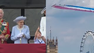 Watch Fast Moving UFO Spotted Live over Buckingham Palace During Queen's Platinum Jubilee Flypast Show