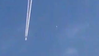 Watch Incredible Fast Moving UFO Sphere Overtaking Airplane over Nottingham (Maryland) - FindingUFO